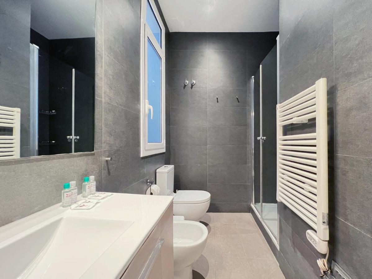 Stay U-Nique Apartments Fontanella Barcelona Luaran gambar
