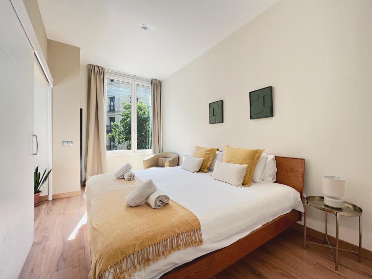 Stay U-Nique Apartments Fontanella Barcelona Luaran gambar