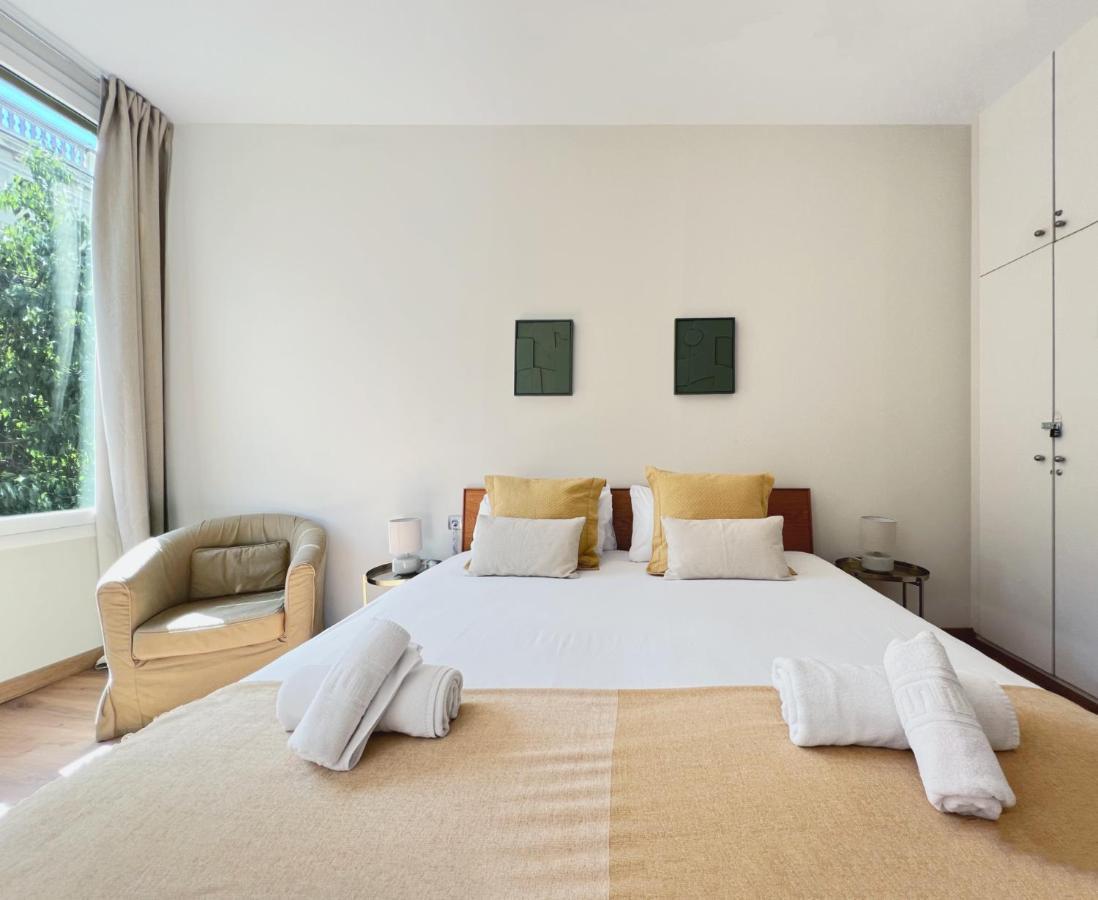 Stay U-Nique Apartments Fontanella Barcelona Luaran gambar